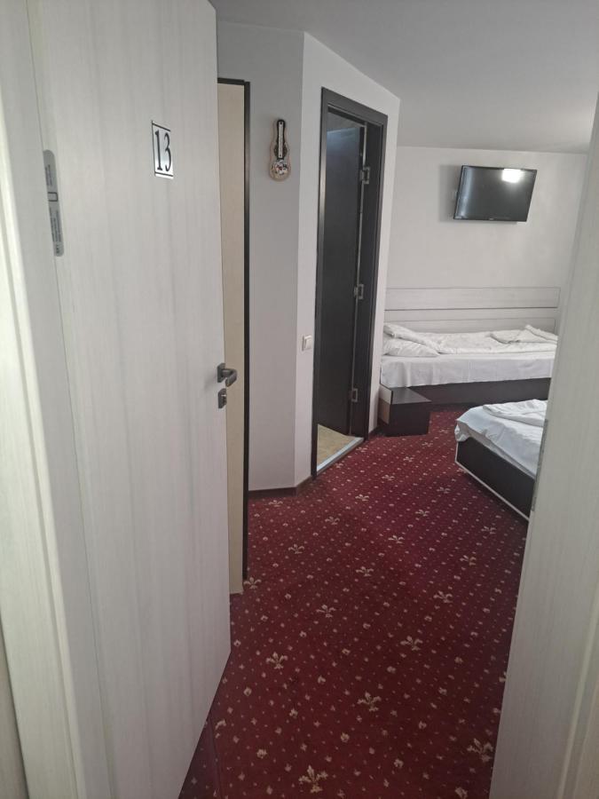 Casa Anemyra Hotel Sacele Exterior photo
