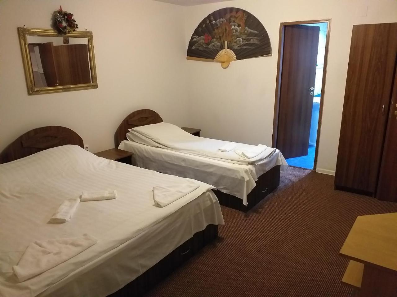 Casa Anemyra Hotel Sacele Exterior photo